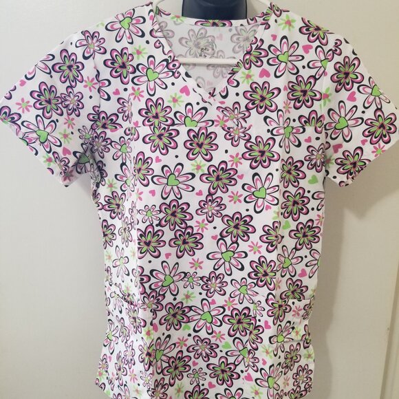 XS Scrub Top Bundle – 5 Tops (White Cross & More) – Size XS - Picture 4 of 11